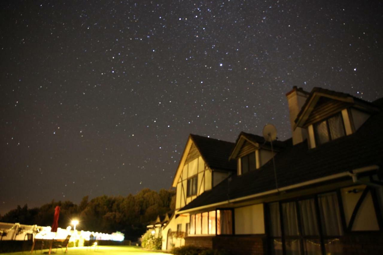 Westminster Holiday Home Rotorua Luaran gambar